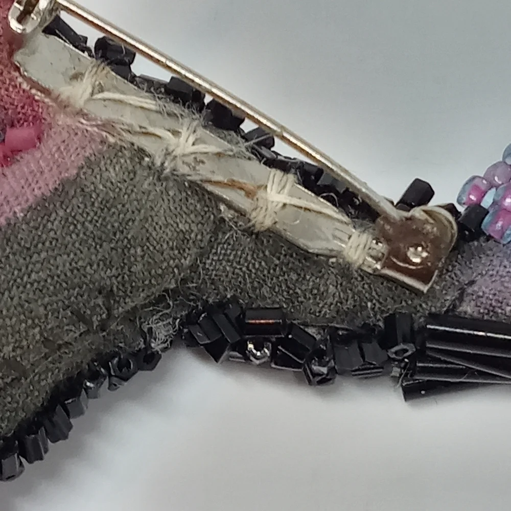 * vintage antique handmade seed beaded Hummingbird brooch pin